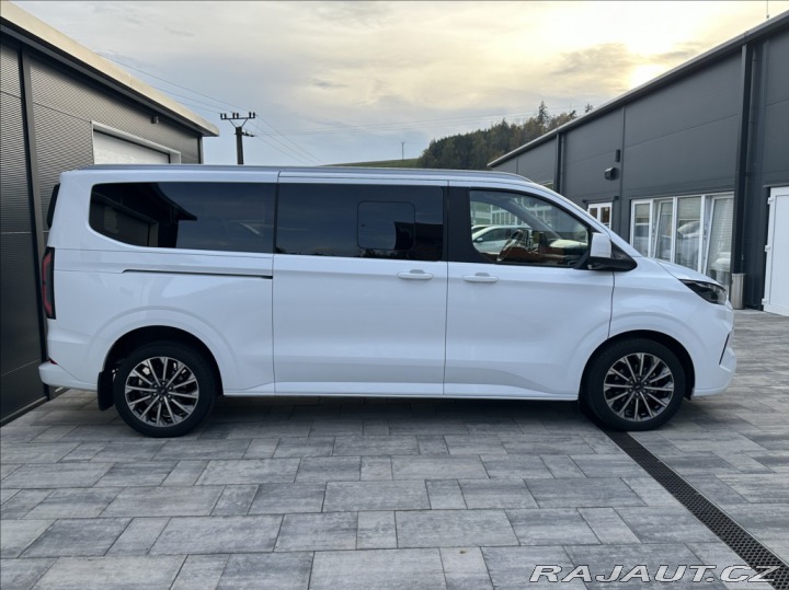 Ford Tourneo Custom 2,0 170PS L2 Titanium X 2026