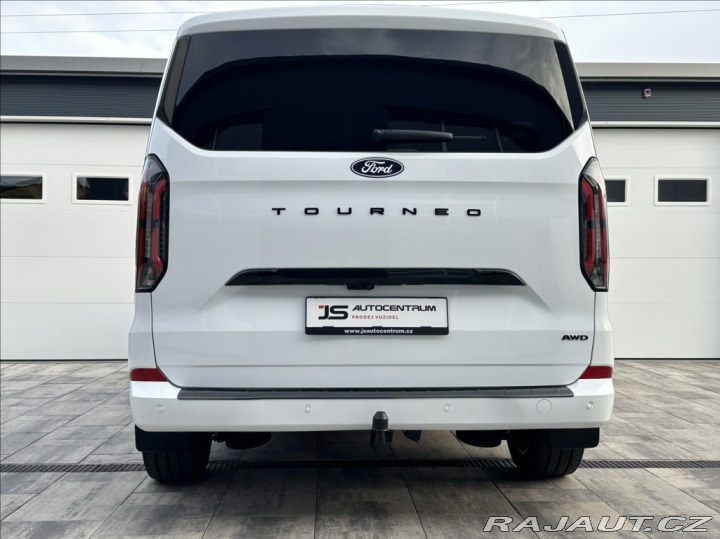 Ford Tourneo Custom 2,0 170PS L2 Titanium X 2026