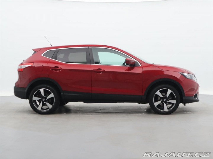 Nissan Qashqai 1,2 DIG-T 85 kW N-Connect 2017