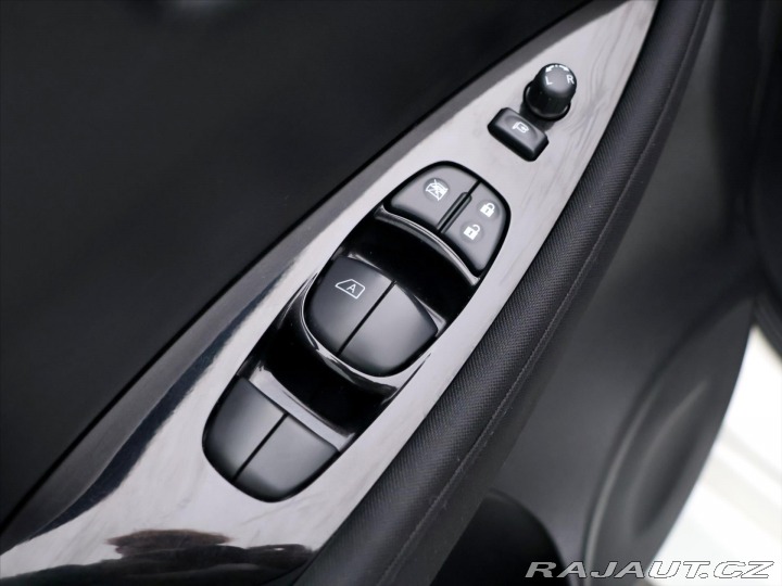 Nissan Leaf 110kW N-Connecta 40kWh 2021