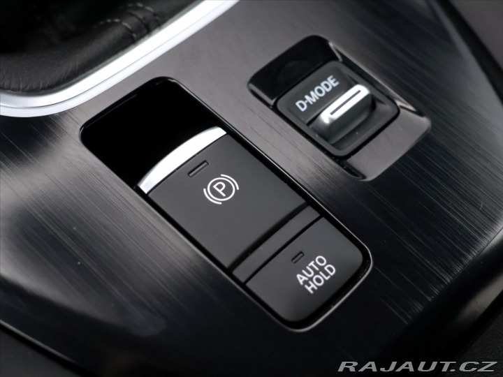 Nissan Qashqai 1,3 T-GDI N-Connecta CZ 2022