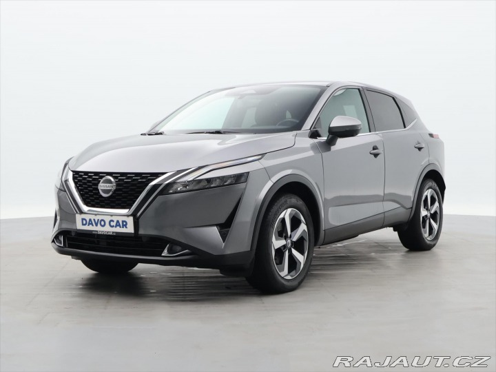Nissan Qashqai 1,3 T-GDI N-Connecta CZ 2022