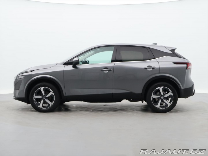 Nissan Qashqai 1,3 T-GDI N-Connecta CZ 2022