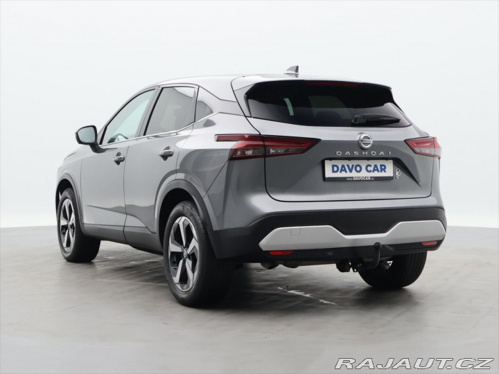 Nissan Qashqai 1,3 T-GDI N-Connecta CZ 2022