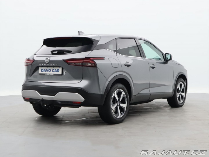 Nissan Qashqai 1,3 T-GDI N-Connecta CZ 2022