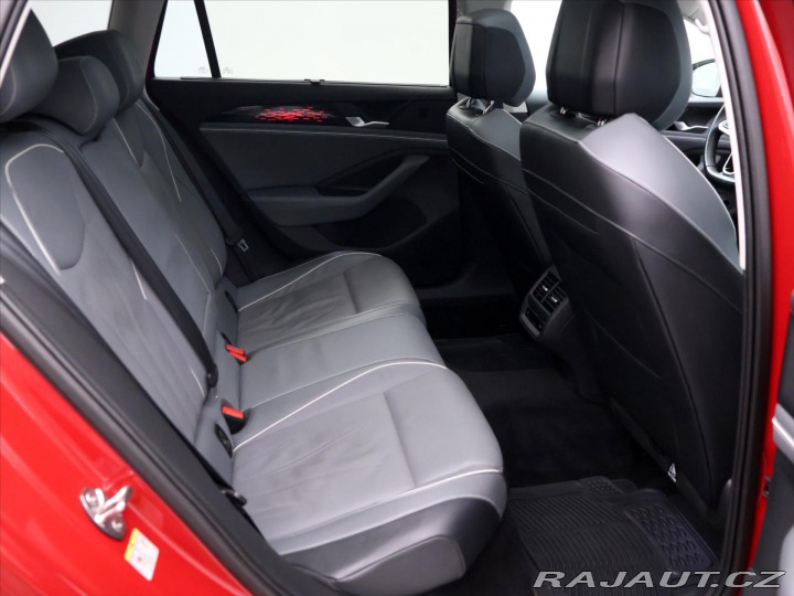 Volkswagen Passat 2,0 TDI 110kW DSG Eleganc 2024