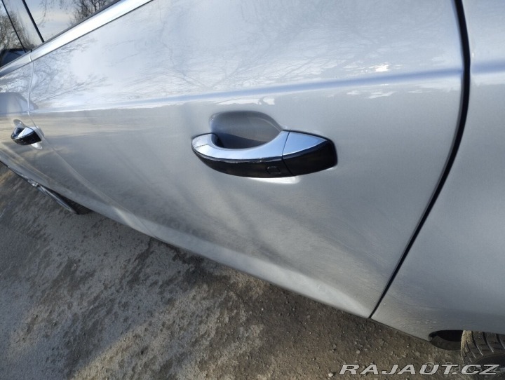 Audi A7 3,0 bitdi 230kw výbava 2012