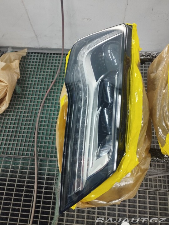 Audi A7 3,0 bitdi 230kw výbava 2012