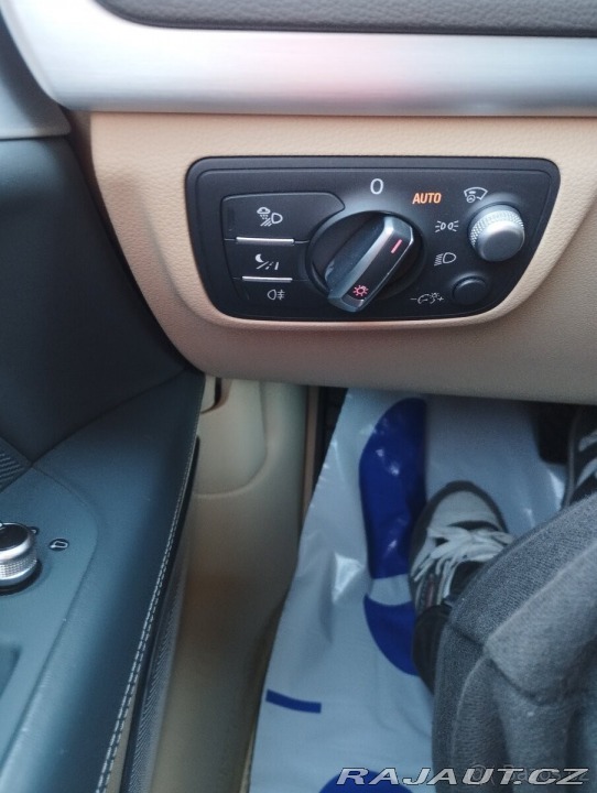 Audi A7 3,0 bitdi 230kw výbava 2012