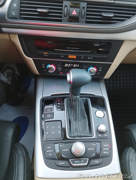 Audi A7 3,0 bitdi 230kw výbava 2012