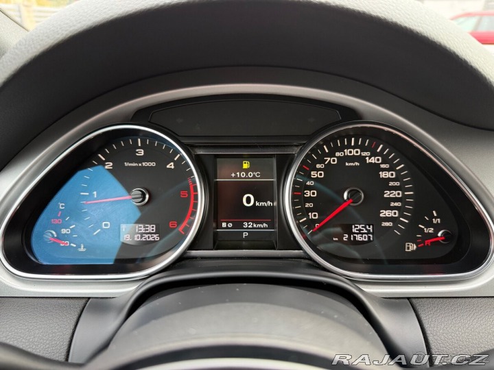 Audi Q7 3,0 TDI S-LINE 180 Kw F 2013