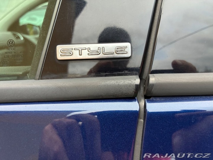 Volkswagen Golf 1,2 tsi STYLE rv.11/201 2011