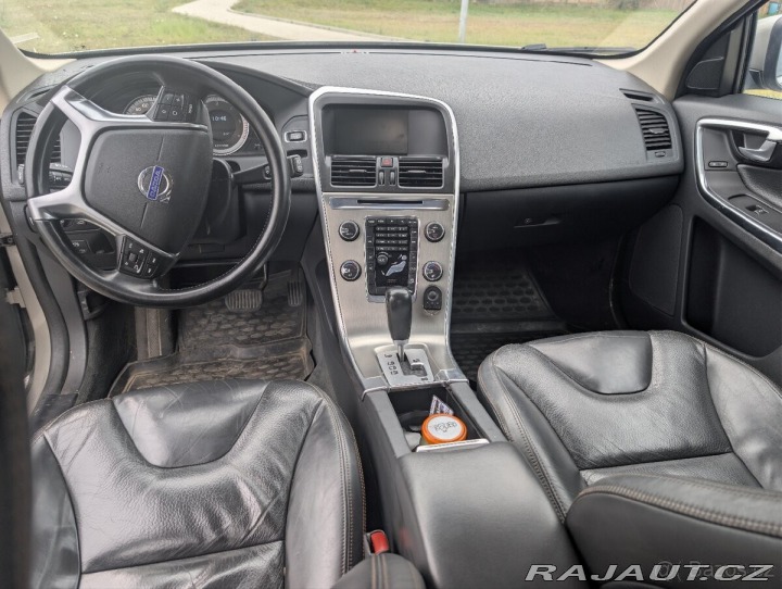 Volvo XC60  2012
