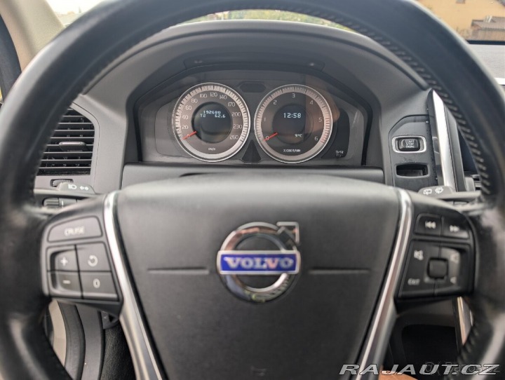 Volvo XC60  2012