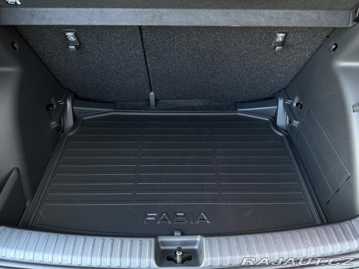 Škoda Fabia 1.0TSi DSG Monte Carlo 11 2026