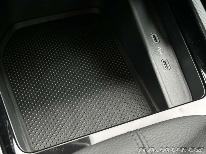 Škoda Kamiq 1.0TSi DSG 116PS KAMERA+P 2026