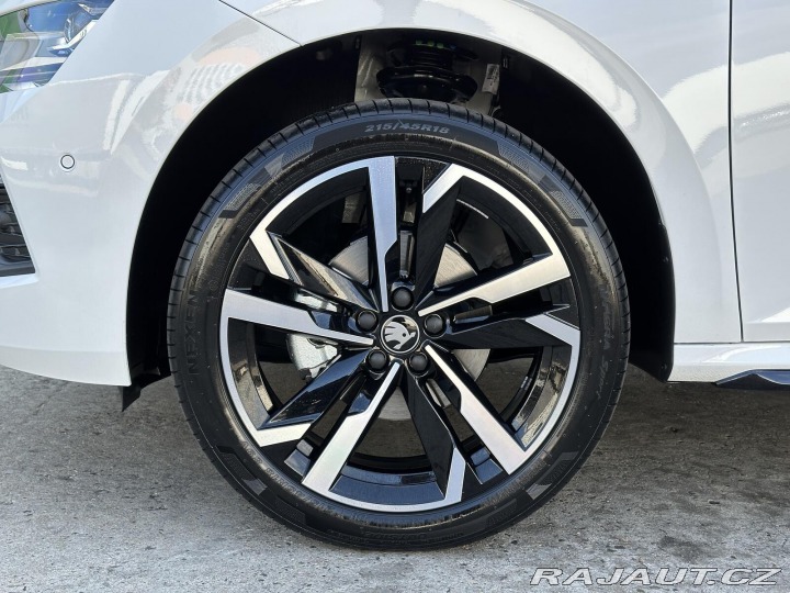 Škoda Kamiq 1.5TSi DSG Monte Carlo 15 2026
