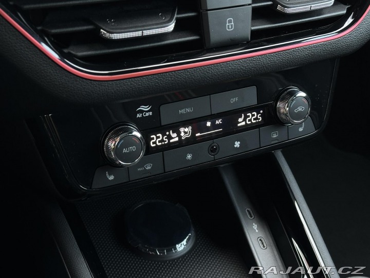 Škoda Kamiq 1.5TSi DSG Monte Carlo 15 2026