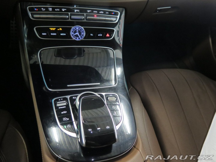 Mercedes-Benz E 220d,4M,All-Terrain,tažné 2017