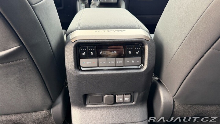 Toyota Land Cruiser 2.8L MHEV 8AT 4X4 Executi 2026