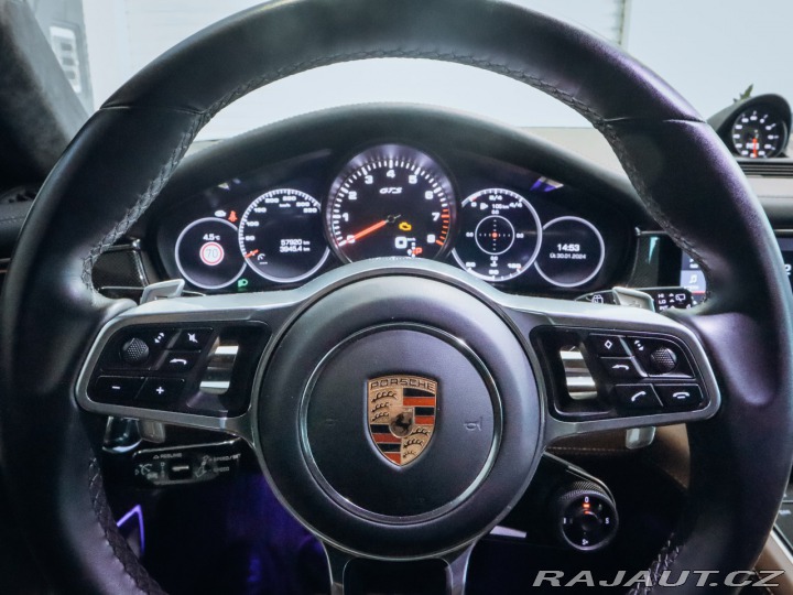 Porsche Panamera GTS Sport Turismo 338 kW 2020