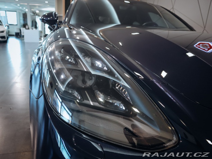 Porsche Panamera GTS Sport Turismo 338 kW 2020