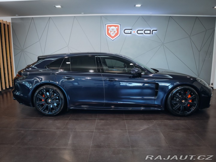 Porsche Panamera GTS Sport Turismo 338 kW 2020