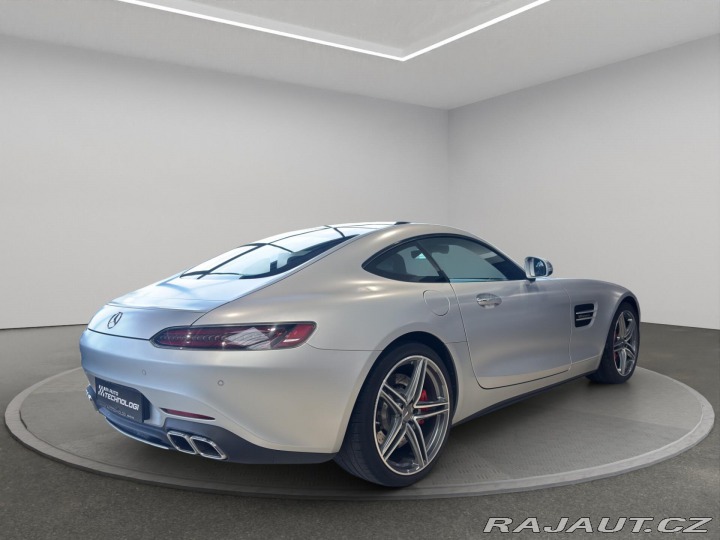 Mercedes-Benz AMG GT Mercedes S 2019