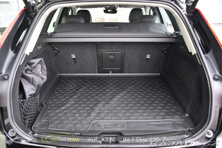 Volvo XC60 B4 AWD mHEV 2022