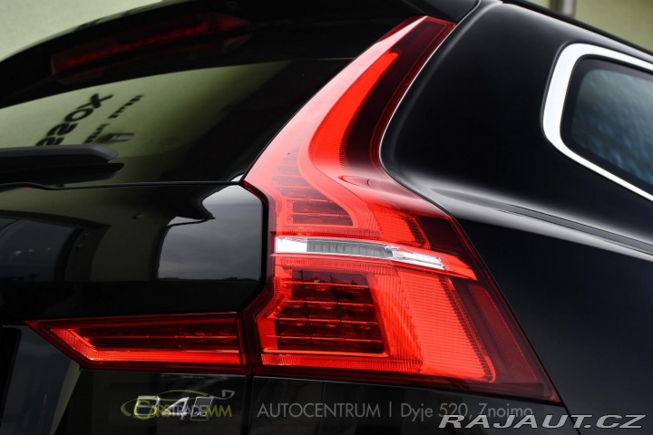 Volvo XC60 B4 AWD mHEV 2022