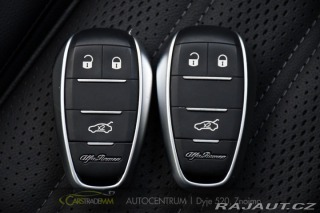 Alfa Romeo Stelvio 2,2 D 16V 210k Veloce AT8 2025