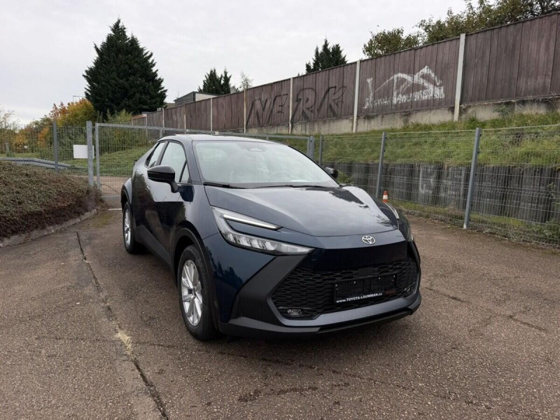 Toyota C-HR 1.8. HEV Comfort Business