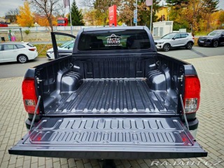 Toyota Hilux Arctic Trucks AT 35 1800