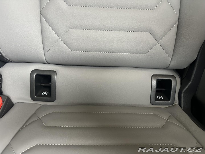 Volkswagen Caravelle REZERVACE!!! 2026