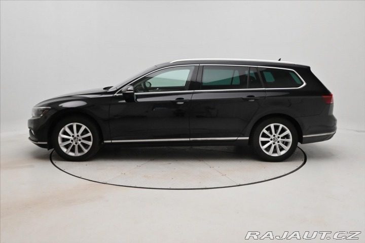 Volkswagen Passat 2,0 TDI 110 kW DSG ELEGAN 2023