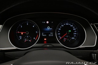 Volkswagen Passat 2,0 TDI 110 kW DSG ELEGAN 2023