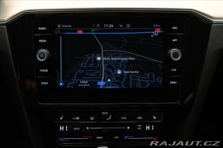 Volkswagen Passat 2,0 TDI 110 kW DSG ELEGAN 2023