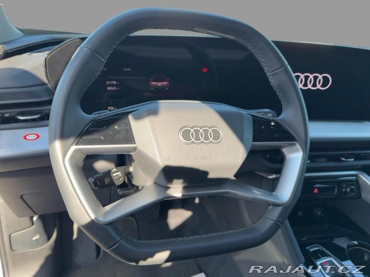 Audi Q5 NEW 40 TFSI QUATTRO kůže 2025