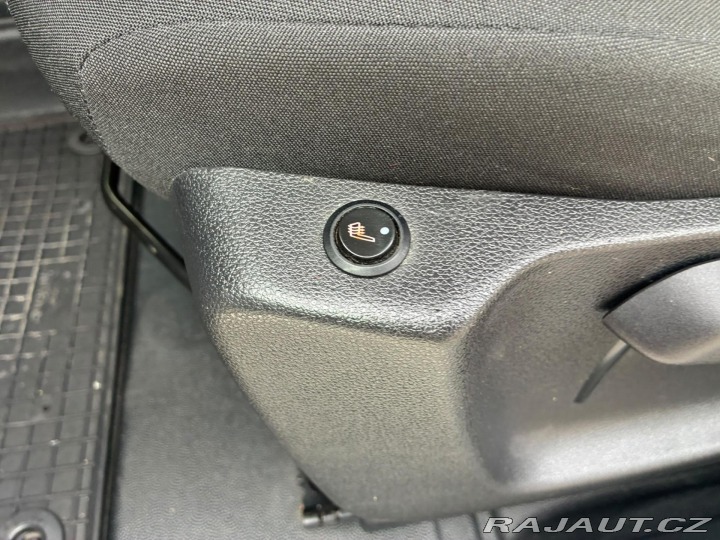 Peugeot Partner 1.5HDi, 96KW, VYHŘ. SEDAD 2020