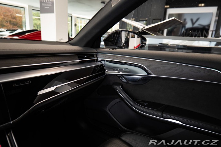 Audi A8 Vzduch. podvozek/Masážní 2019