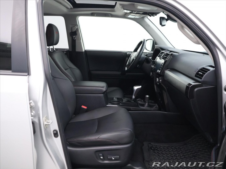 Toyota Ostatní modely 4Runner 4,0 L V6 202kW 4WD AUT LE 2021