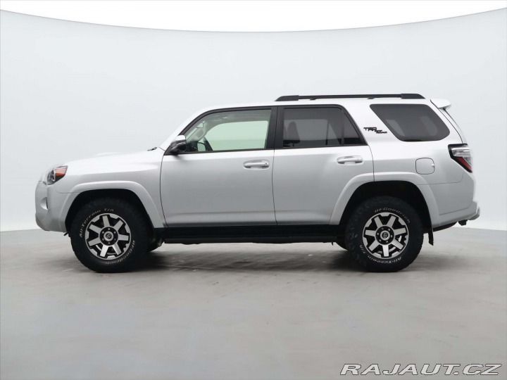 Toyota Ostatní modely 4Runner 4,0 L V6 202kW 4WD AUT LE 2021