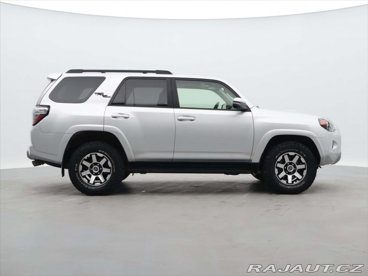 Toyota Ostatní modely 4Runner 4,0 L V6 202kW 4WD AUT LE 2021