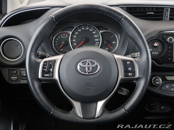 Toyota Yaris 1.3VVT-i,73kW,Manuál,CZ,1 2014