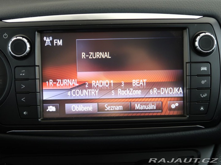 Toyota Yaris 1.3VVT-i,73kW,Manuál,CZ,1 2014