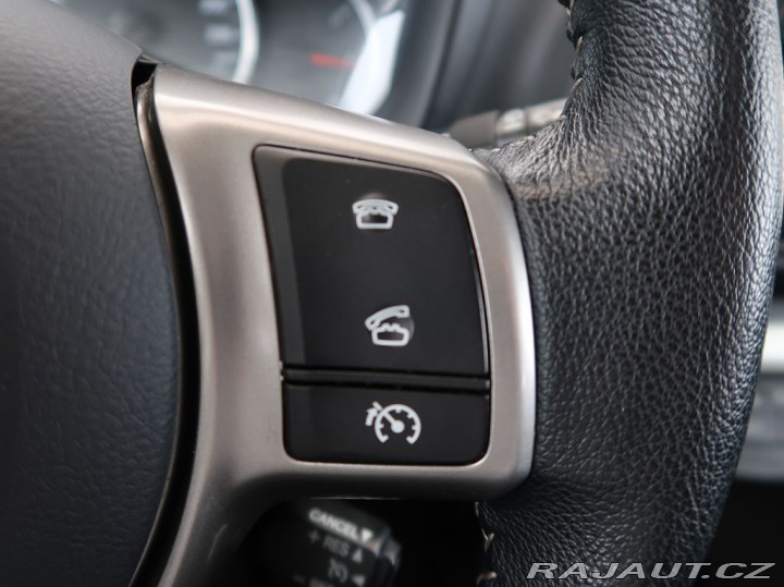 Toyota Yaris 1.3VVT-i,73kW,Manuál,CZ,1 2014
