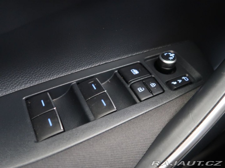 Toyota Corolla 1.6,97KW,Valvematic,Manuá 2020