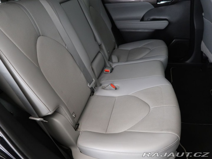 Toyota Highlander 2.5Hybrid,Prestige,4X4,CZ 2021