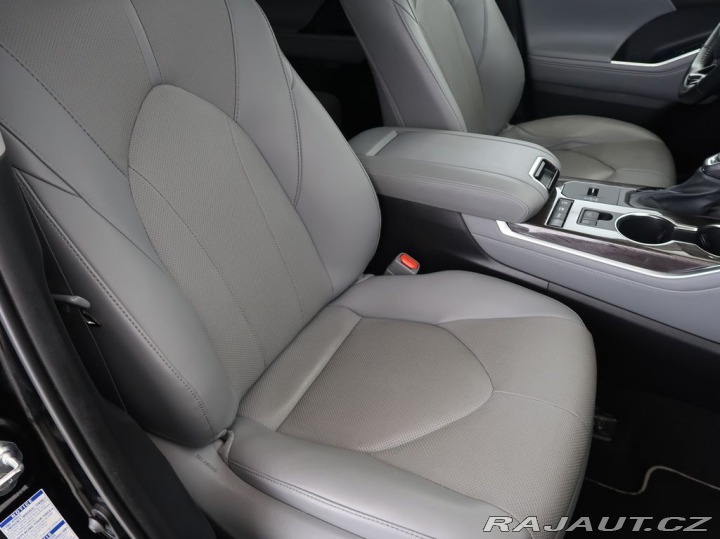 Toyota Highlander 2.5Hybrid,Prestige,4X4,CZ 2021
