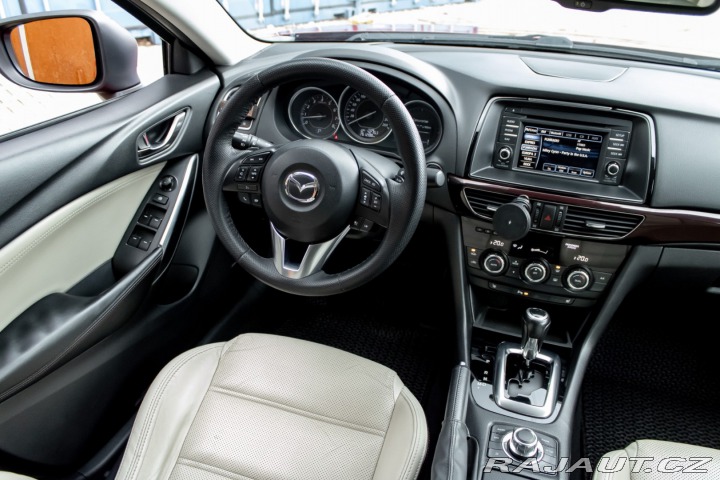 Mazda 6 | Revolution | 2.5 Skyac 2013